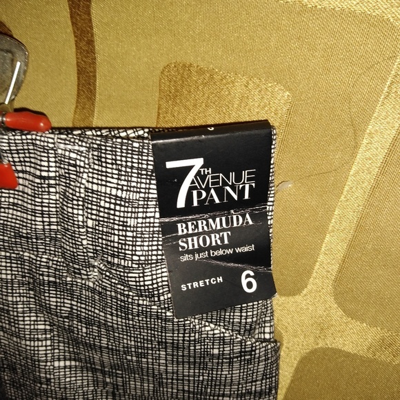 7th Ave Bermuda shorts - Picture 2 of 5